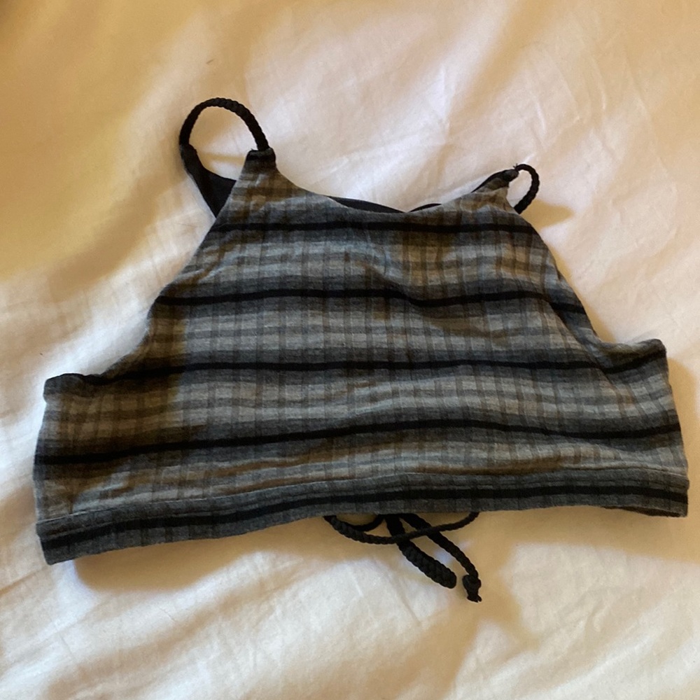 black striped high neck sports bra (very light support)